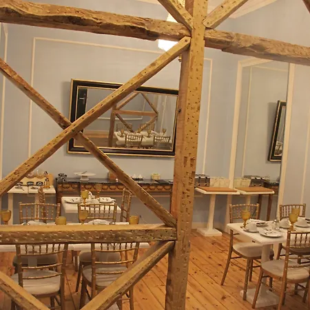 Alojamento de Acomodação e Pequeno-almoço Casa Do Principe 4*